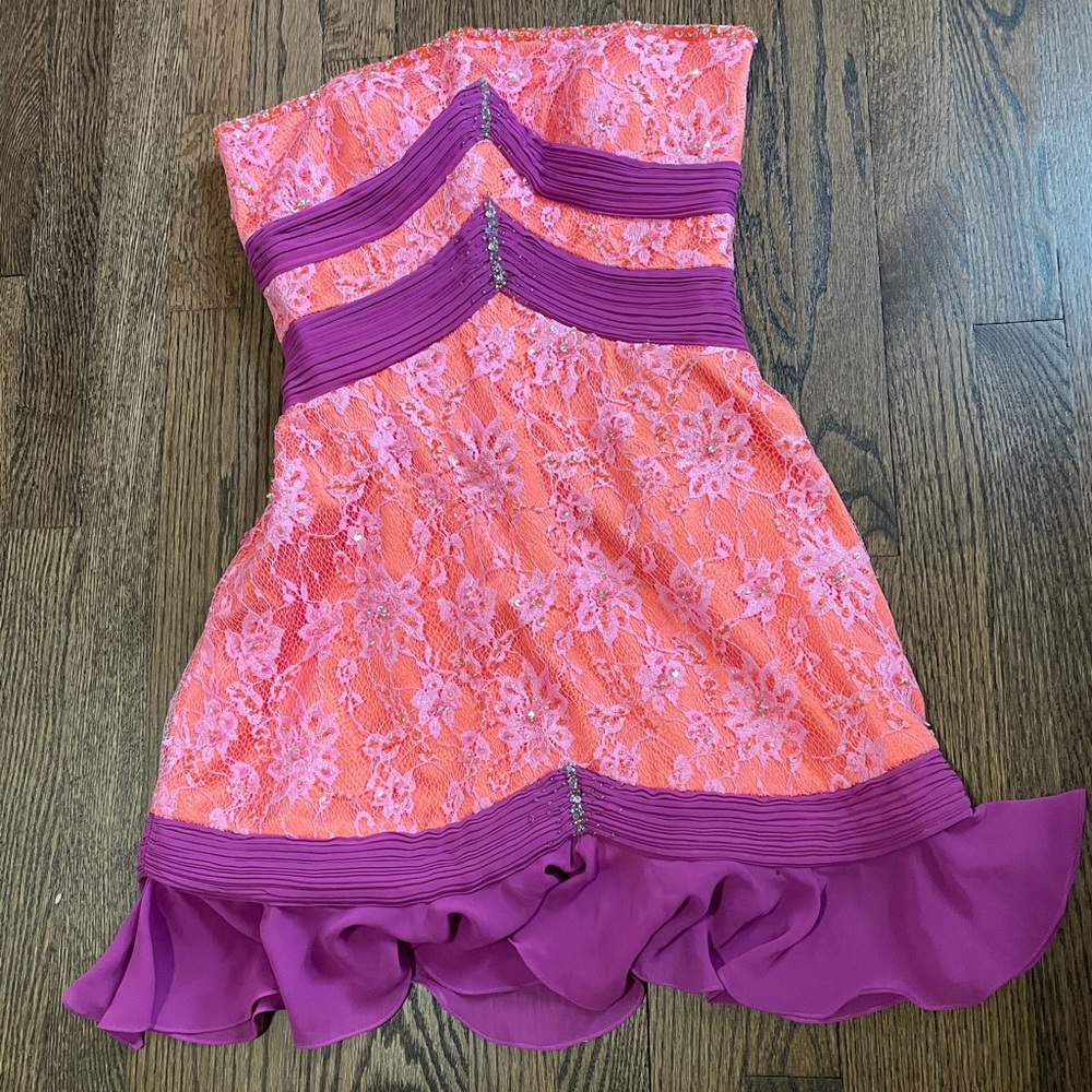 Terani couture cocktail dress with boning!